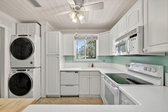 1630 Seaway Drive 106, Fort Pierce, FL 34949