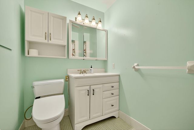 1630 Seaway Drive 106, Fort Pierce, FL 34949