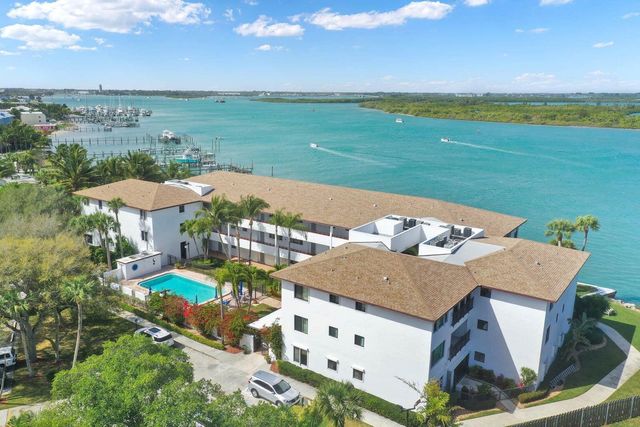 1630 Seaway Drive 106, Fort Pierce, FL 34949