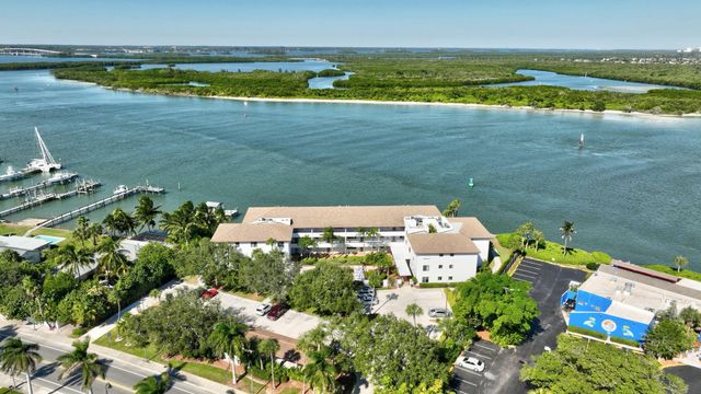 1630 Seaway Drive 106, Fort Pierce, FL 34949