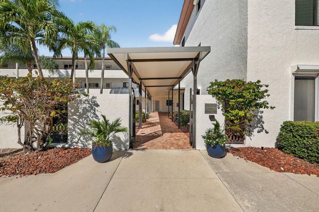 1630 Seaway Drive 106, Fort Pierce, FL 34949