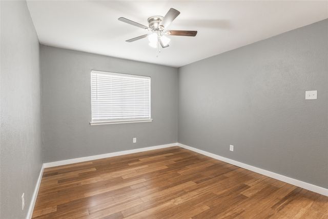 705 Valiant Circle, Garland, TX 75043