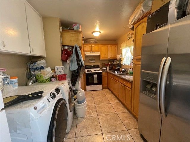 16531 Vine Street, Hesperia, CA 92345