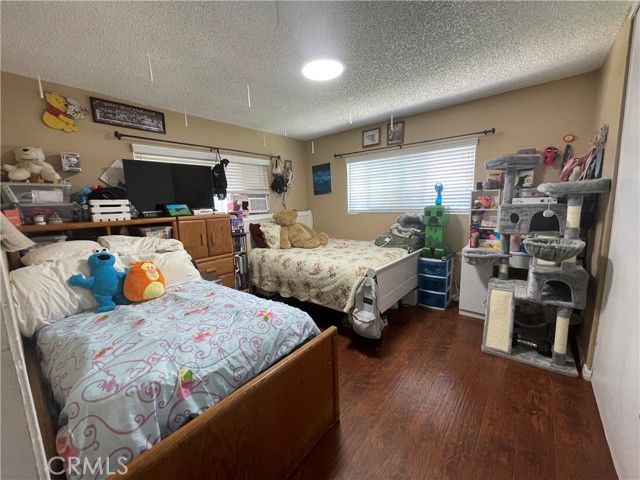 16531 Vine Street, Hesperia, CA 92345