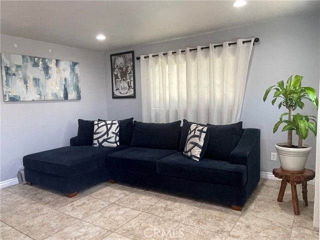 16531 Vine Street, Hesperia, CA 92345