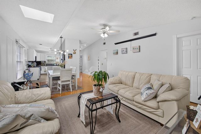 8196 SE Croft Court I-6, Hobe Sound, FL 33455