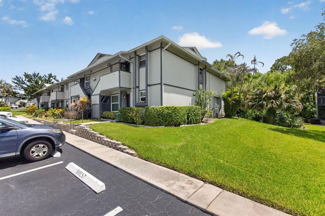 8196 SE Croft Court I-6, Hobe Sound, FL 33455
