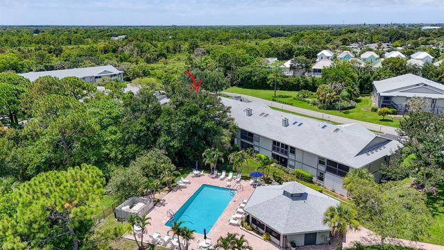 8196 SE Croft Court I-6, Hobe Sound, FL 33455