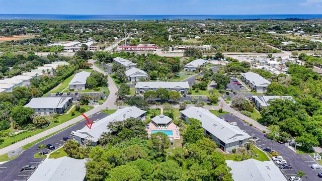 8196 SE Croft Court I-6, Hobe Sound, FL 33455