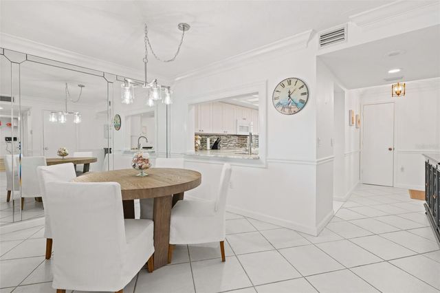 5880 MIDNIGHT PASS ROAD 605, Sarasota, FL 34242