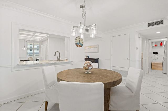 5880 MIDNIGHT PASS ROAD 605, Sarasota, FL 34242