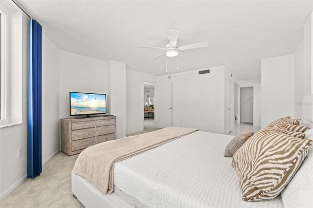 5880 MIDNIGHT PASS ROAD 605, Sarasota, FL 34242