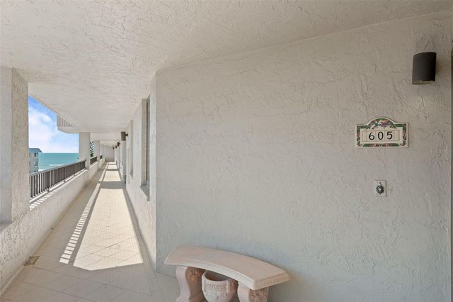 5880 MIDNIGHT PASS ROAD 605, Sarasota, FL 34242