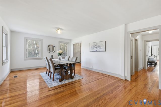 13516 Hines Rd, Disputanta, VA 23842