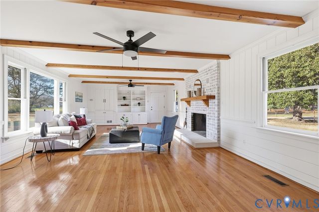 13516 Hines Rd, Disputanta, VA 23842