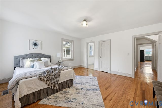 13516 Hines Rd, Disputanta, VA 23842