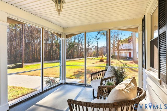 13516 Hines Rd, Disputanta, VA 23842