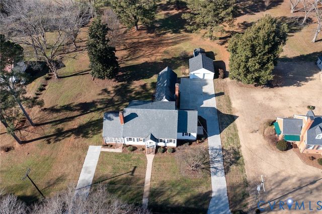 13516 Hines Rd, Disputanta, VA 23842