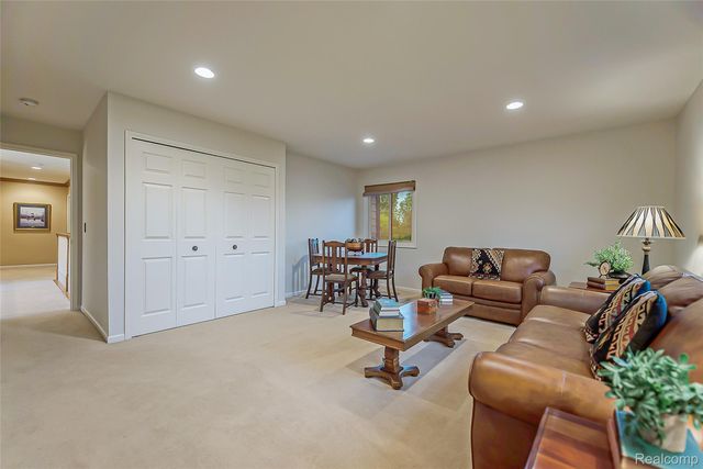 23123 Shinnecock Drive, Lyon Charter Township, MI 48178