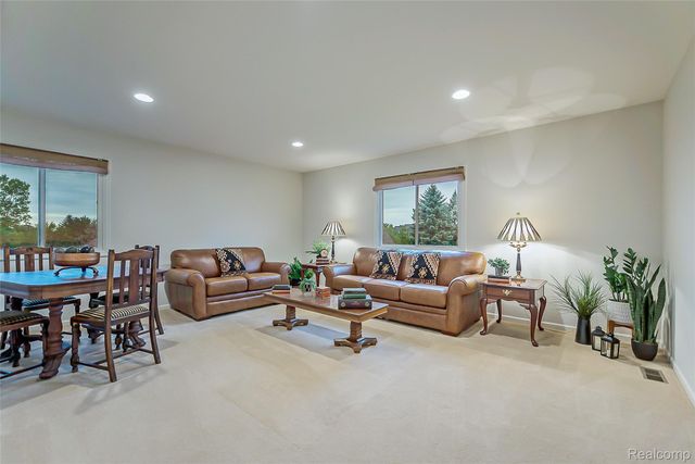 23123 Shinnecock Drive, Lyon Charter Township, MI 48178