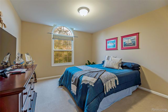 23123 Shinnecock Drive, Lyon Charter Township, MI 48178
