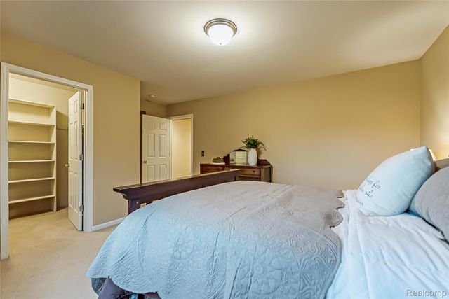 23123 Shinnecock Drive, Lyon Charter Township, MI 48178
