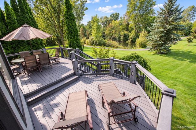 23123 Shinnecock Drive, Lyon Charter Township, MI 48178