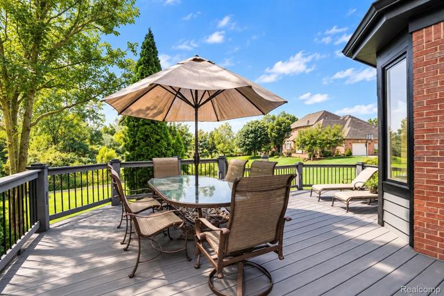 23123 Shinnecock Drive, Lyon Charter Township, MI 48178