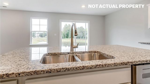 57 Cider Mill Drive, Ashville, OH 43103