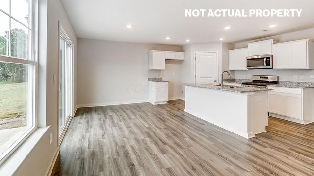 57 Cider Mill Drive, Ashville, OH 43103