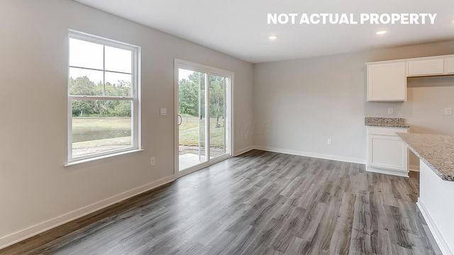 57 Cider Mill Drive, Ashville, OH 43103