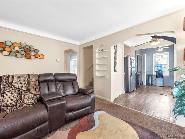 5306 Marseilles Street, Detroit, MI 48224