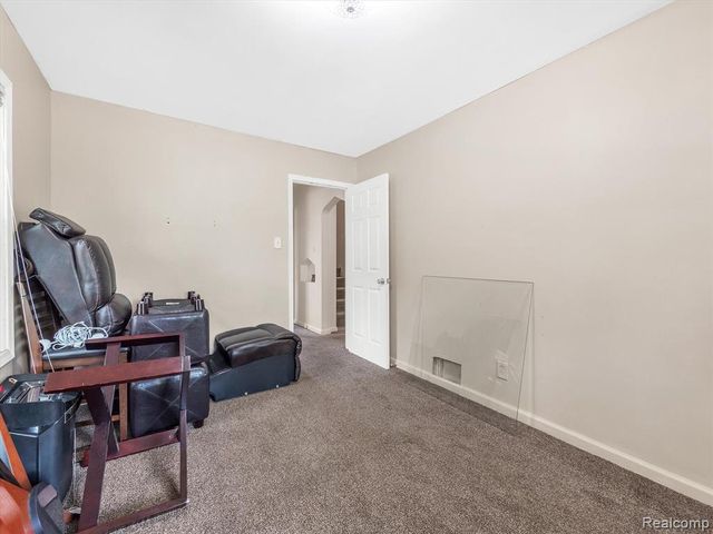 5306 Marseilles Street, Detroit, MI 48224