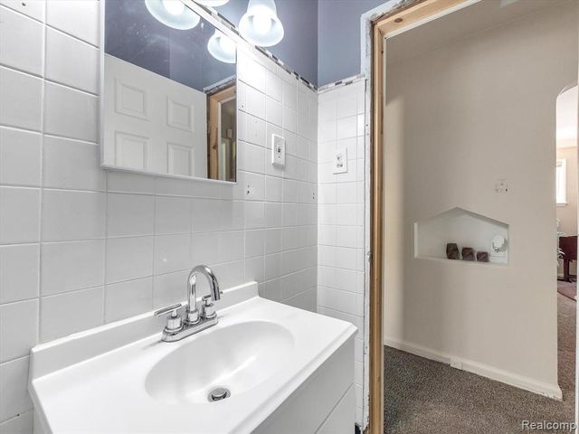 5306 Marseilles Street, Detroit, MI 48224