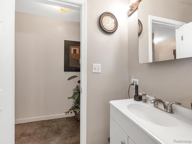 5306 Marseilles Street, Detroit, MI 48224