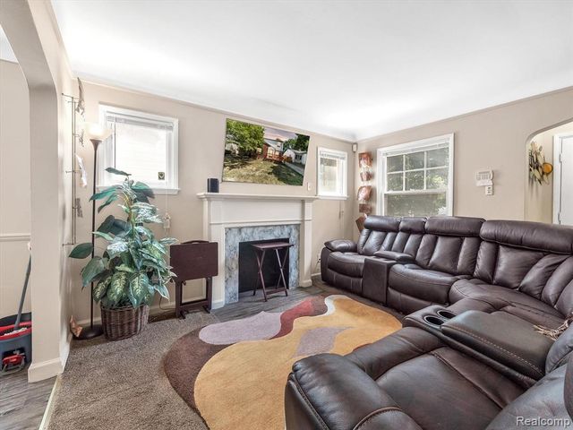 5306 Marseilles Street, Detroit, MI 48224