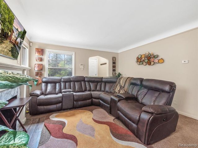 5306 Marseilles Street, Detroit, MI 48224
