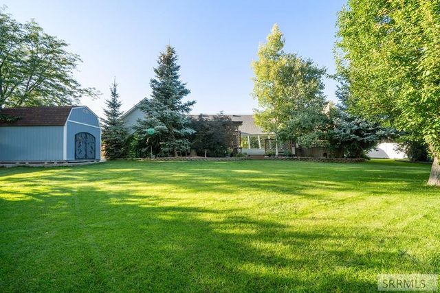 142 Stone Run Lane, Idaho Falls, ID 83404