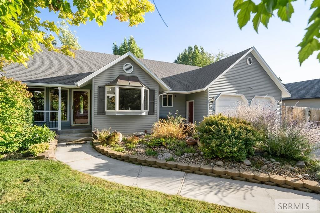 Image 1 of property listing at 142 Stone Run Lane, Idaho Falls, ID 83404