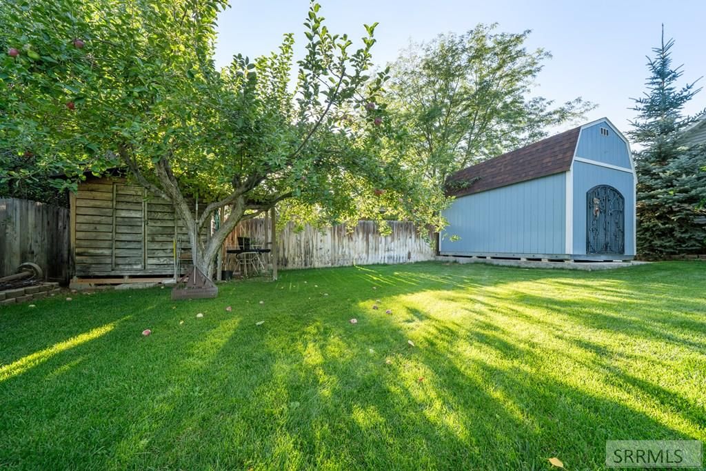 Image 13 of property listing at 142 Stone Run Lane, Idaho Falls, ID 83404