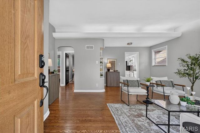 5612 Oleatha Avenue, St Louis, MO 63139