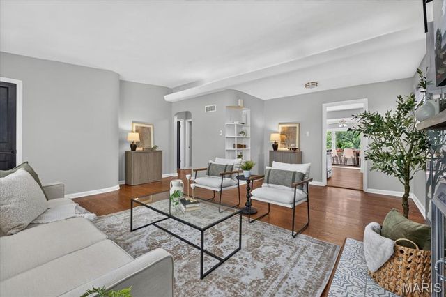 5612 Oleatha Avenue, St Louis, MO 63139