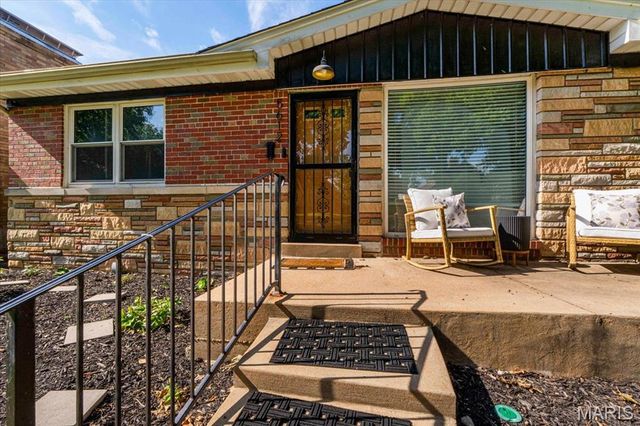 5612 Oleatha Avenue, St Louis, MO 63139