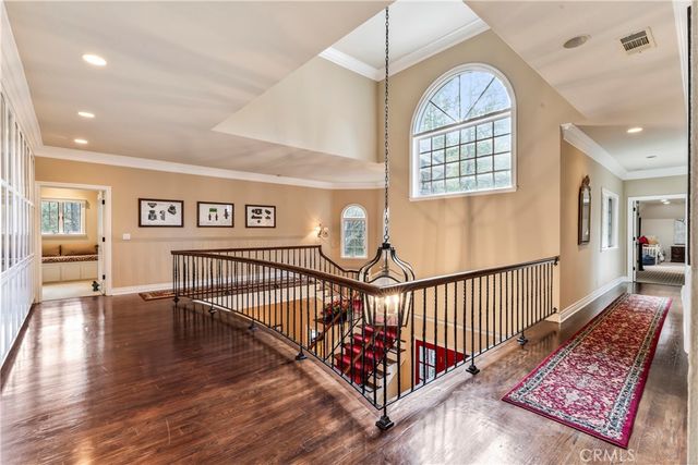 699 Brentwood, Lake Arrowhead, CA 92352