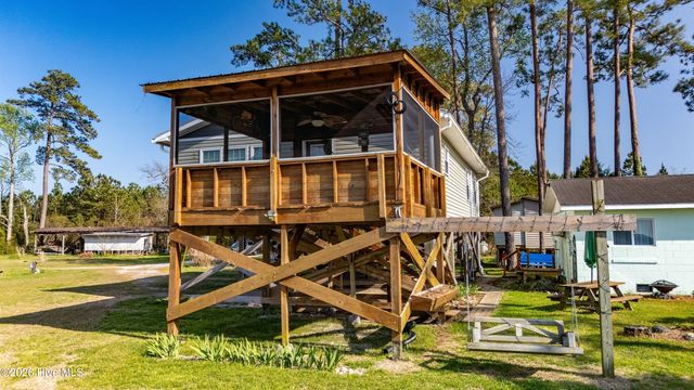 678 Weaver Camp Road, Merritt, NC 28556