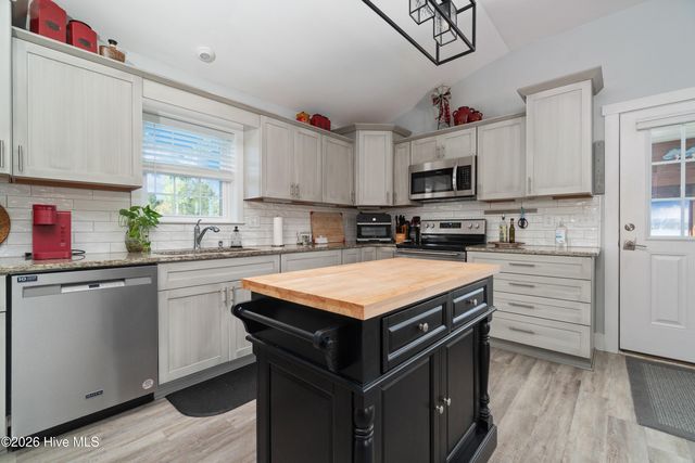 678 Weaver Camp Road, Merritt, NC 28556