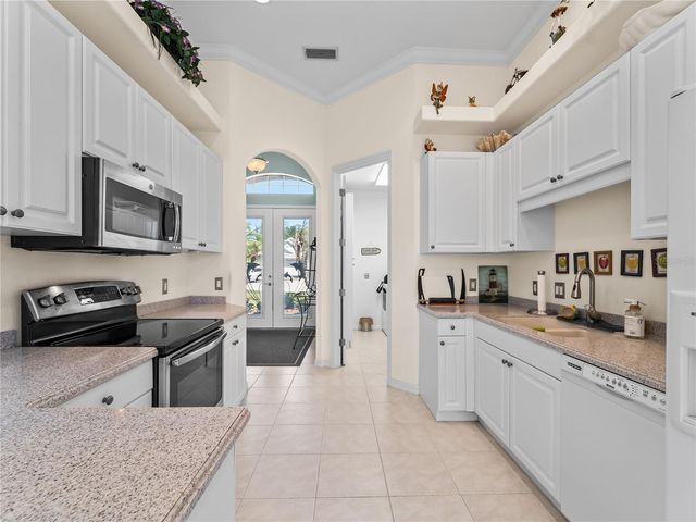 2053 MATTAMY CT, Venice, FL 34292