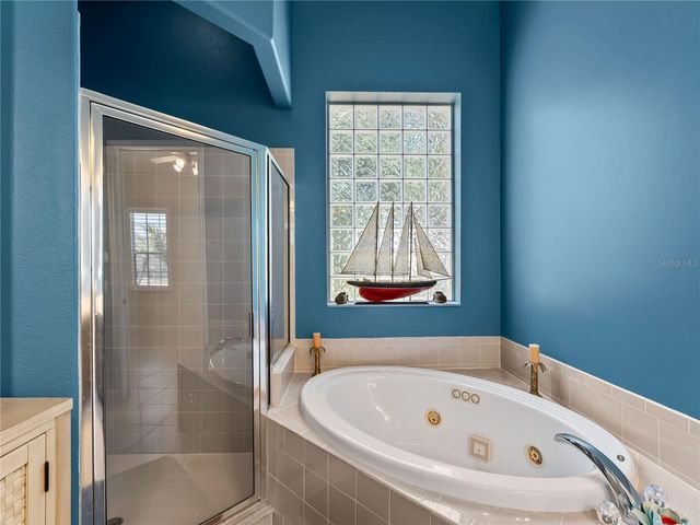 2053 MATTAMY CT, Venice, FL 34292