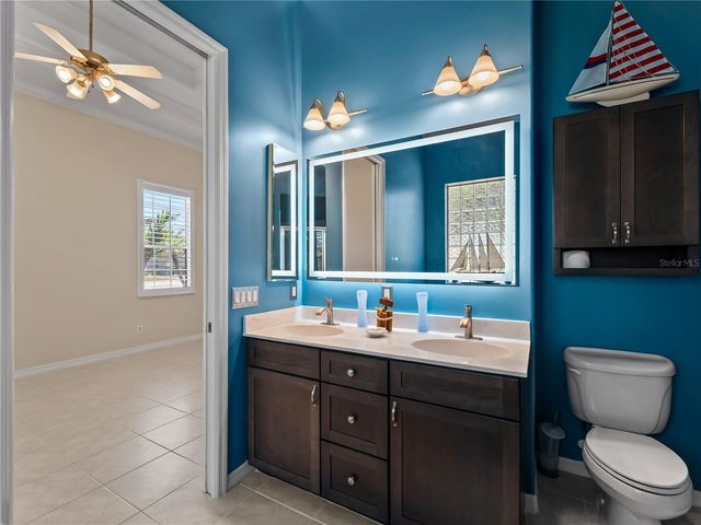 2053 MATTAMY CT, Venice, FL 34292