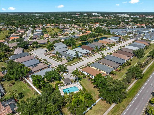 2053 MATTAMY CT, Venice, FL 34292